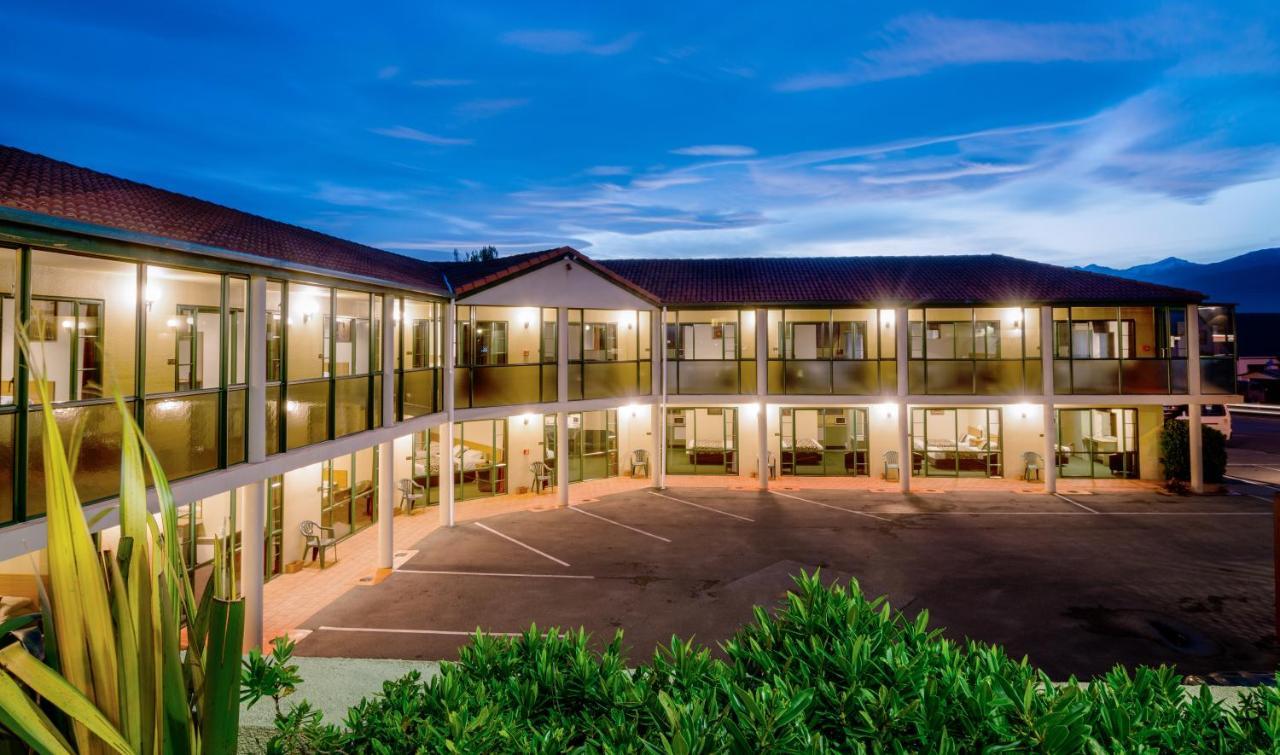 Lobster Inn Motel Kaikoura Ngoại thất bức ảnh